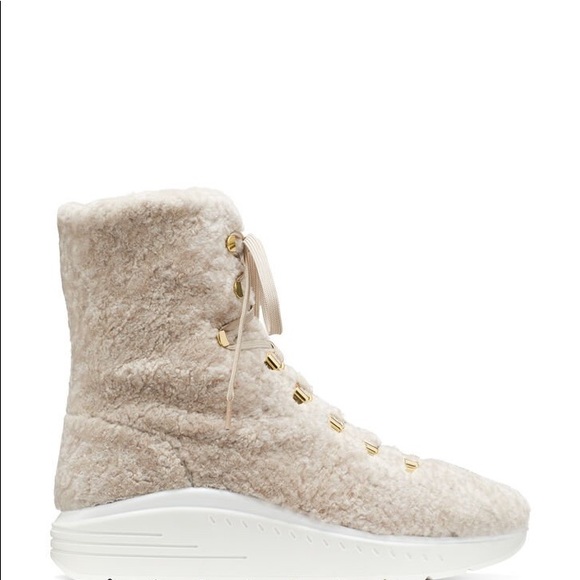 Stuart Weitzman Shoes - stuart weitzman Shearling Oceane lace-up winter boots with dust bag